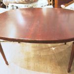 275 7305 DINING TABLE